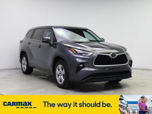 2022 Toyota Highlander LE