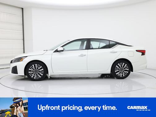 2023 Nissan Altima SV