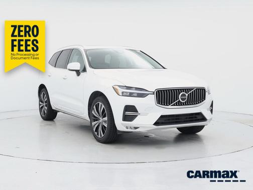 White 2022 Volvo XC60 B5 Inscription