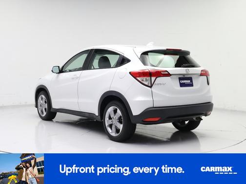 White 2019 Honda HR-V LX