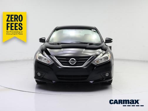 Black 2017 Nissan Altima SL