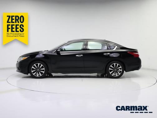 Black 2017 Nissan Altima SL