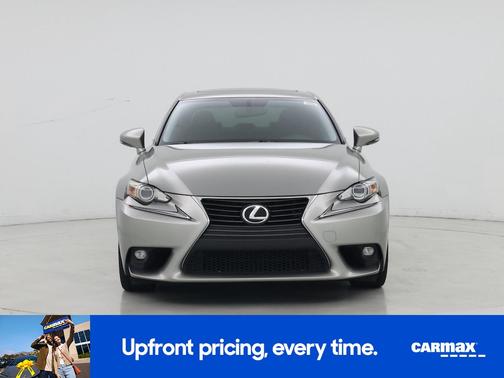 2016 Lexus IS 200t Base (A8)