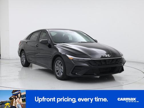 Black 2024 Hyundai ELANTRA SEL
