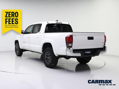 White 2020 Toyota Tacoma SR5
