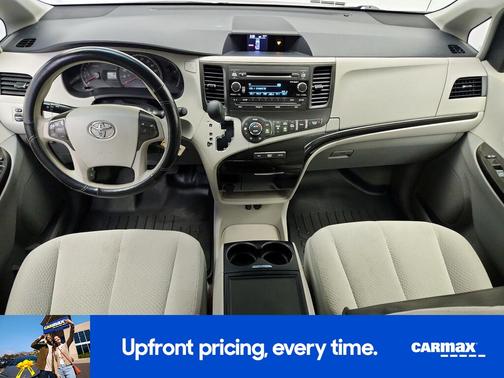 2014 Toyota Sienna LE