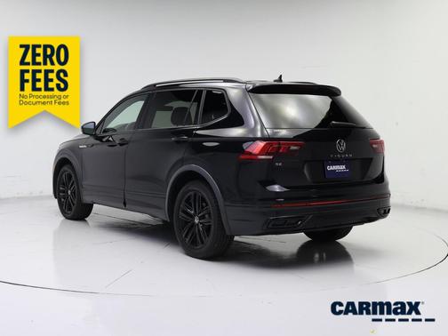 Black 2022 Volkswagen Tiguan SE R-Line Black