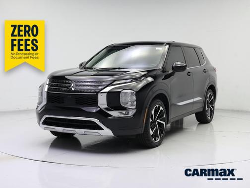 Black 2022 Mitsubishi Outlander SE