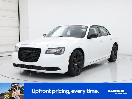 2022 Chrysler 300 Touring