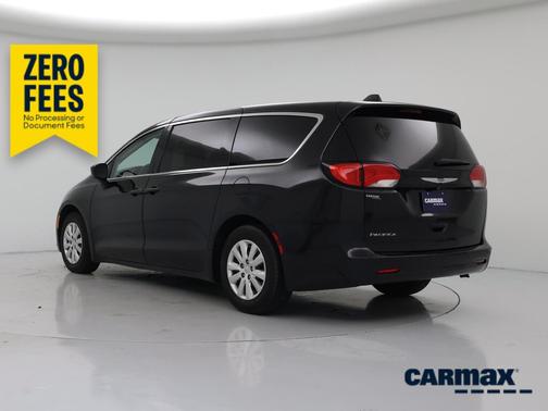 Black 2019 Chrysler Pacifica L
