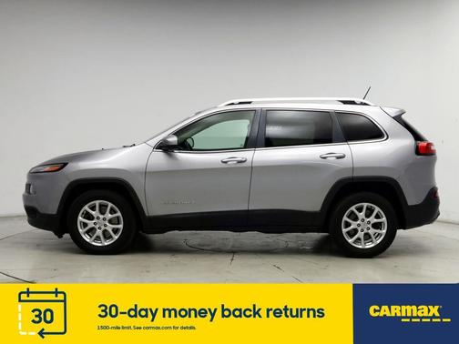 Photo 3 of 25 of 2015 Jeep Cherokee Latitude
