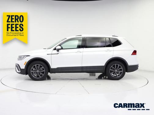 White 2023 Volkswagen Tiguan SE