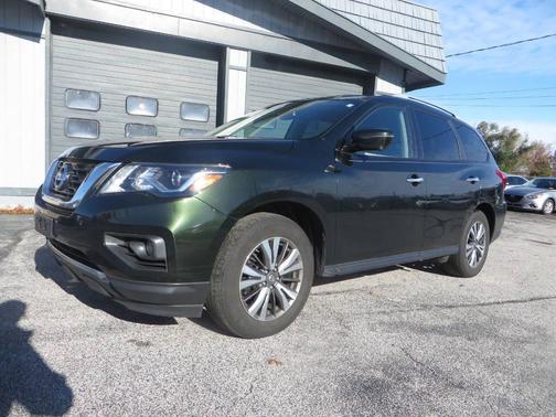 2018 Nissan Pathfinder SL