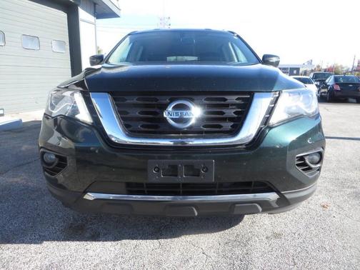 2018 Nissan Pathfinder SL