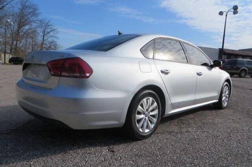 2014 Volkswagen Passat 1.8T S