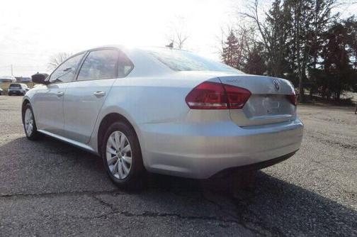 2014 Volkswagen Passat 1.8T S