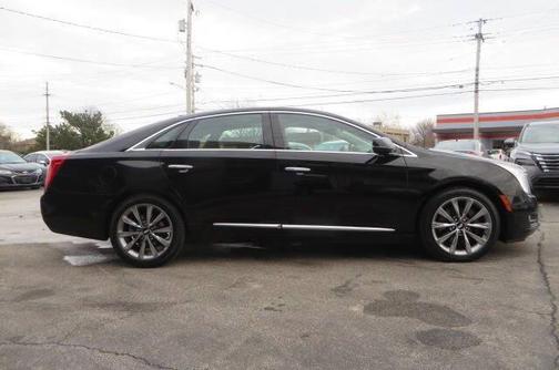 2017 Cadillac XTS Base