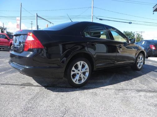 2012 Ford Fusion SE
