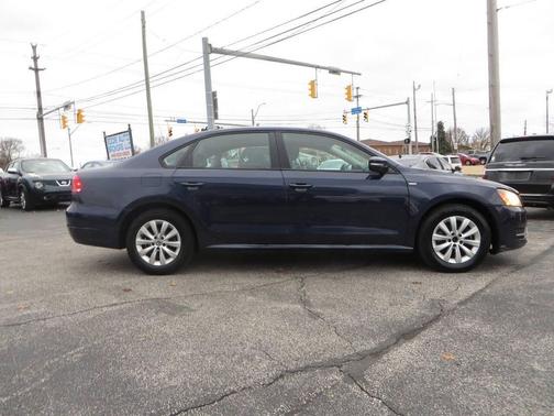 2015 Volkswagen Passat 1.8T Wolfsburg Edition