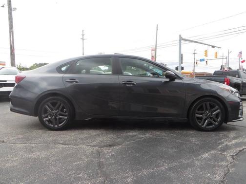 2021 Kia Forte GT-Line