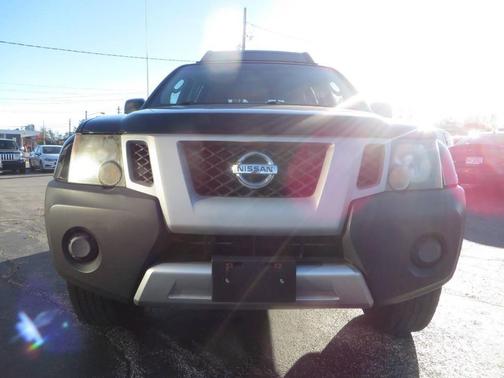2011 Nissan Xterra S