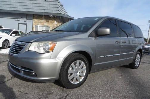 2014 Chrysler Town & Country Touring