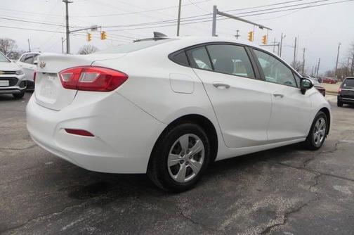 2017 Chevrolet Cruze LS
