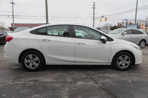 2017 Chevrolet Cruze LS