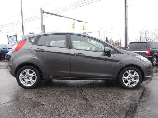 2016 Ford Fiesta SE 4dr Hatchback