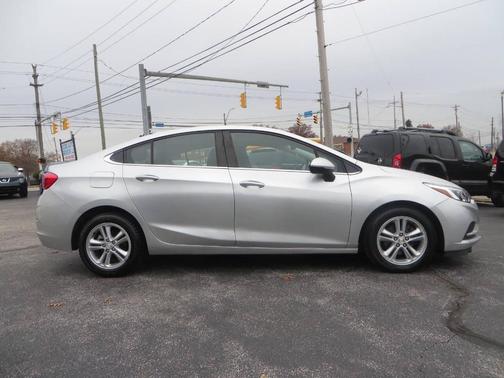 2016 Chevrolet Cruze LT Auto