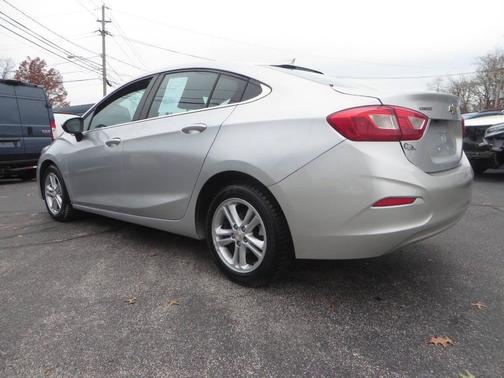 2016 Chevrolet Cruze LT Auto