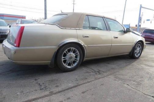 2006 Cadillac DTS Luxury III