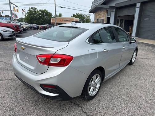 2017 Chevrolet Cruze LT
