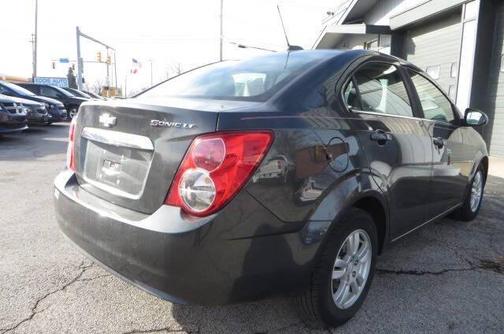 2016 Chevrolet Sonic LT