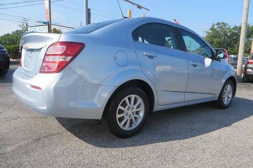 2017 Chevrolet Sonic LT