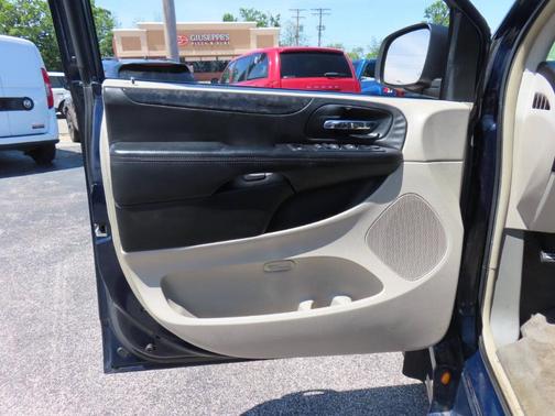 Blue 2012 Dodge Grand Caravan Crew