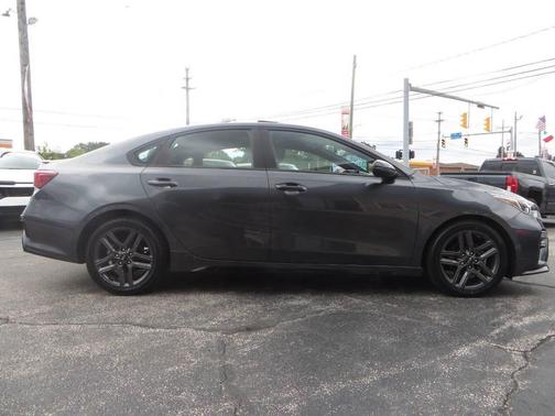 2021 Kia Forte GT-Line