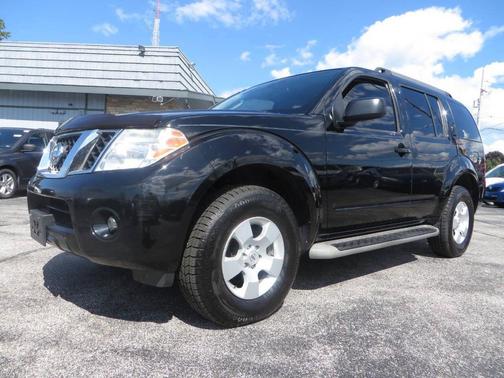 2009 Nissan Pathfinder SE Off-road