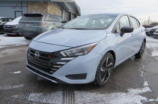 2024 Nissan Versa 1.6 SR