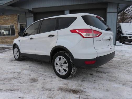2016 Ford Escape S