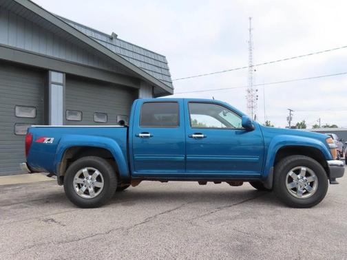 Blue 2011 Chevrolet Colorado 2LT