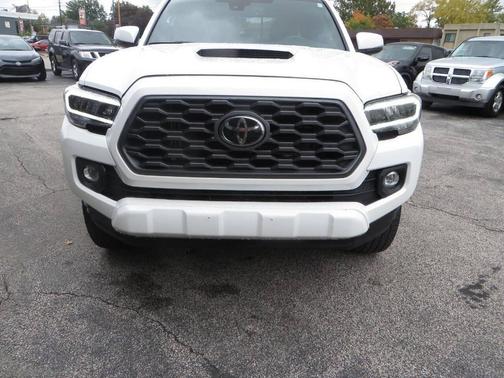2020 Toyota Tacoma TRD Sport