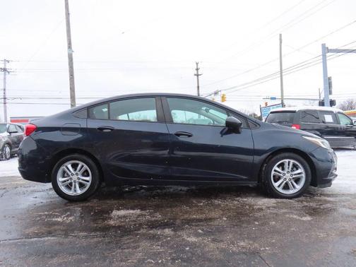2016 Chevrolet Cruze LS Auto