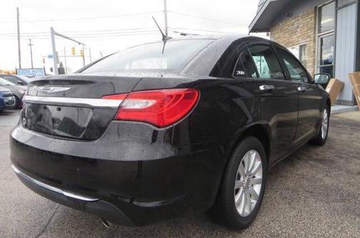2013 Chrysler 200 Limited