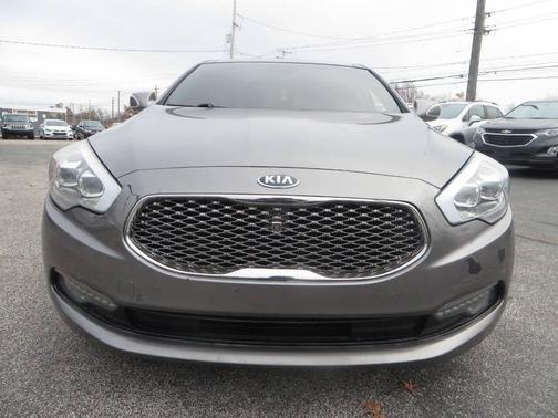 2016 Kia K900 Luxury 3.8L