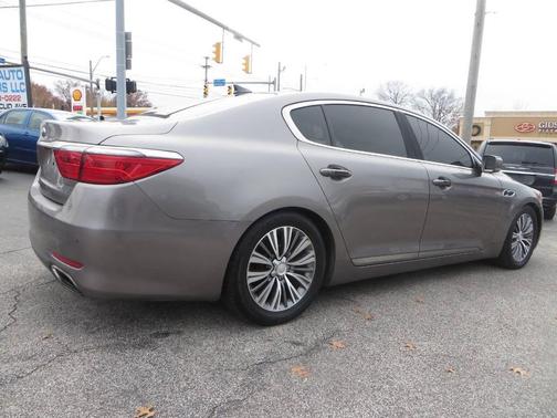 2016 Kia K900 Luxury 3.8L