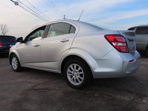2017 Chevrolet Sonic LT
