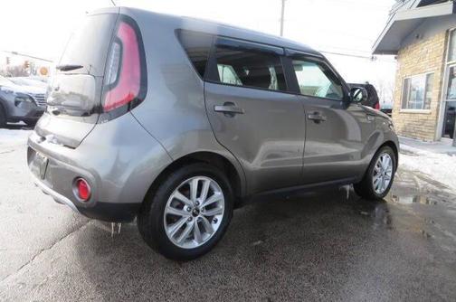 2017 Kia Soul +
