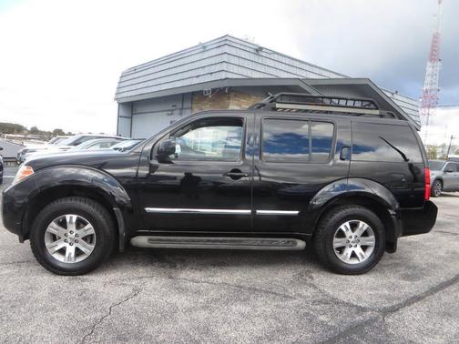2012 Nissan Pathfinder Silver
