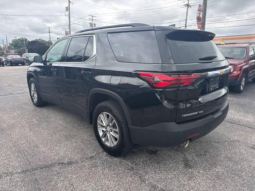 2022 Chevrolet Traverse LT Leather